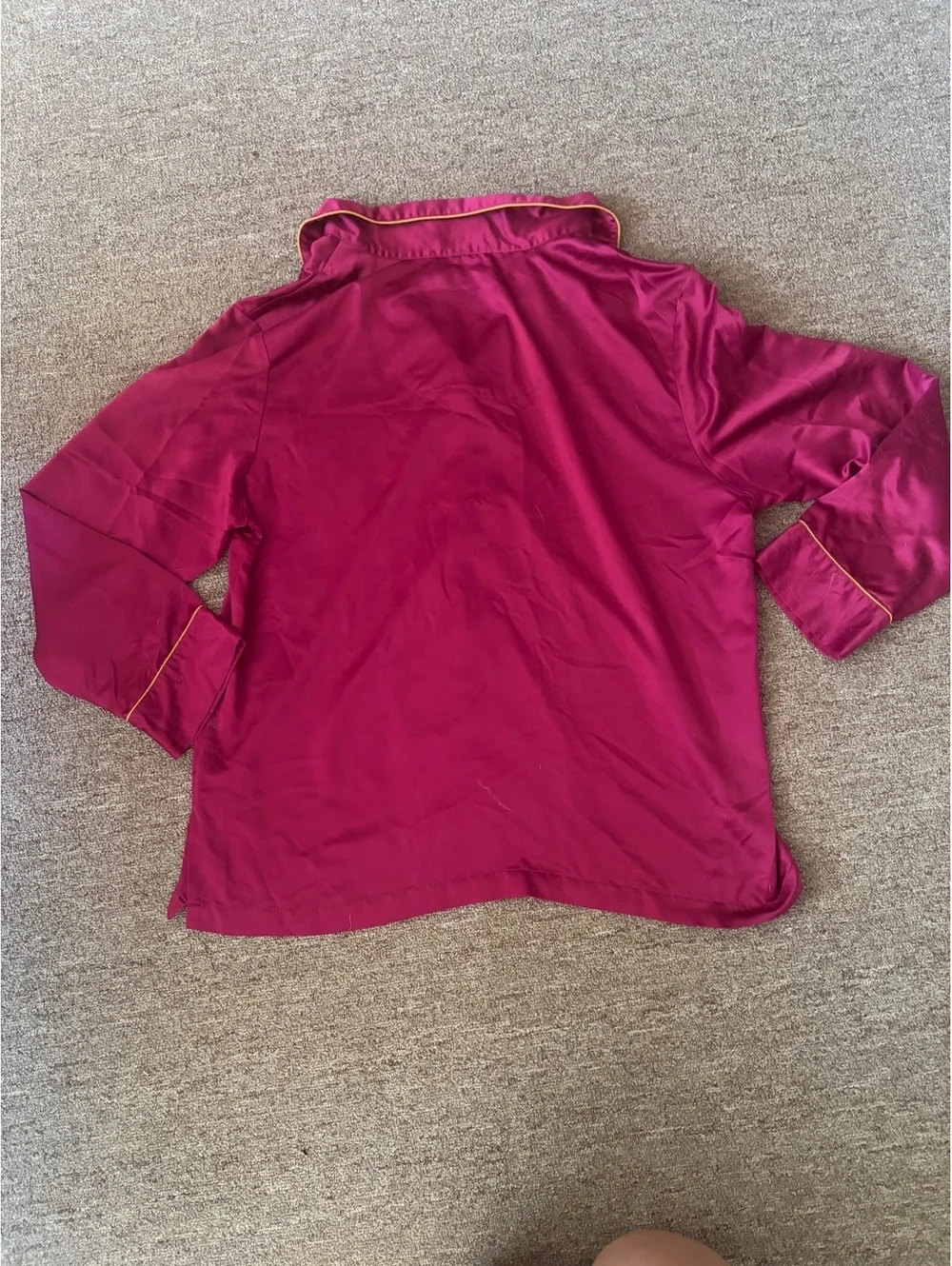 Lauren Ralph Lauren Burgundy pink Pajama Set with Gold Piping - Large